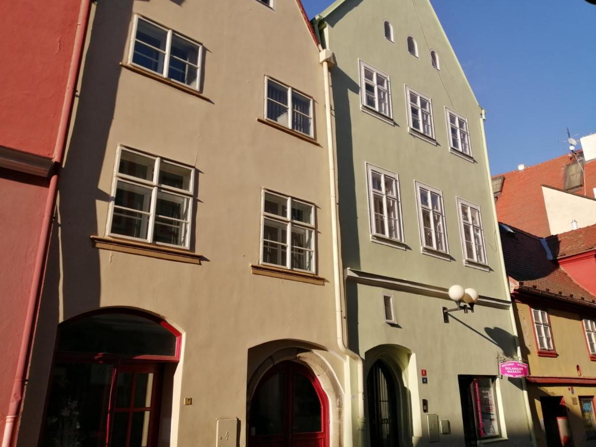 Apartman Deluxe Cheb Bagian luar foto